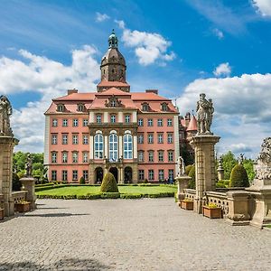 Hotel Przy Oslej Bramie - Zamek Ksiaz